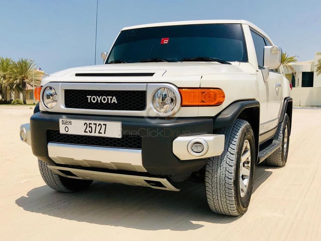 White Toyota FJ Cruiser 2020 for rent in Dubai 1